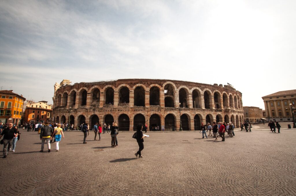 Piazza Bra, Arena Verona