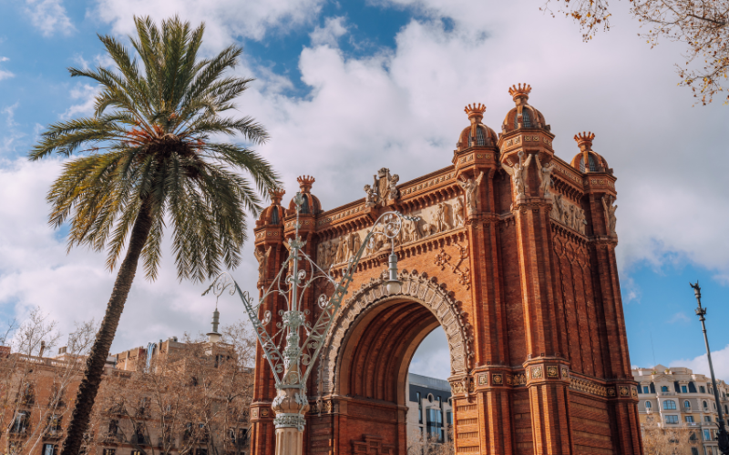 Explore Arc de Triomf in Barcelona