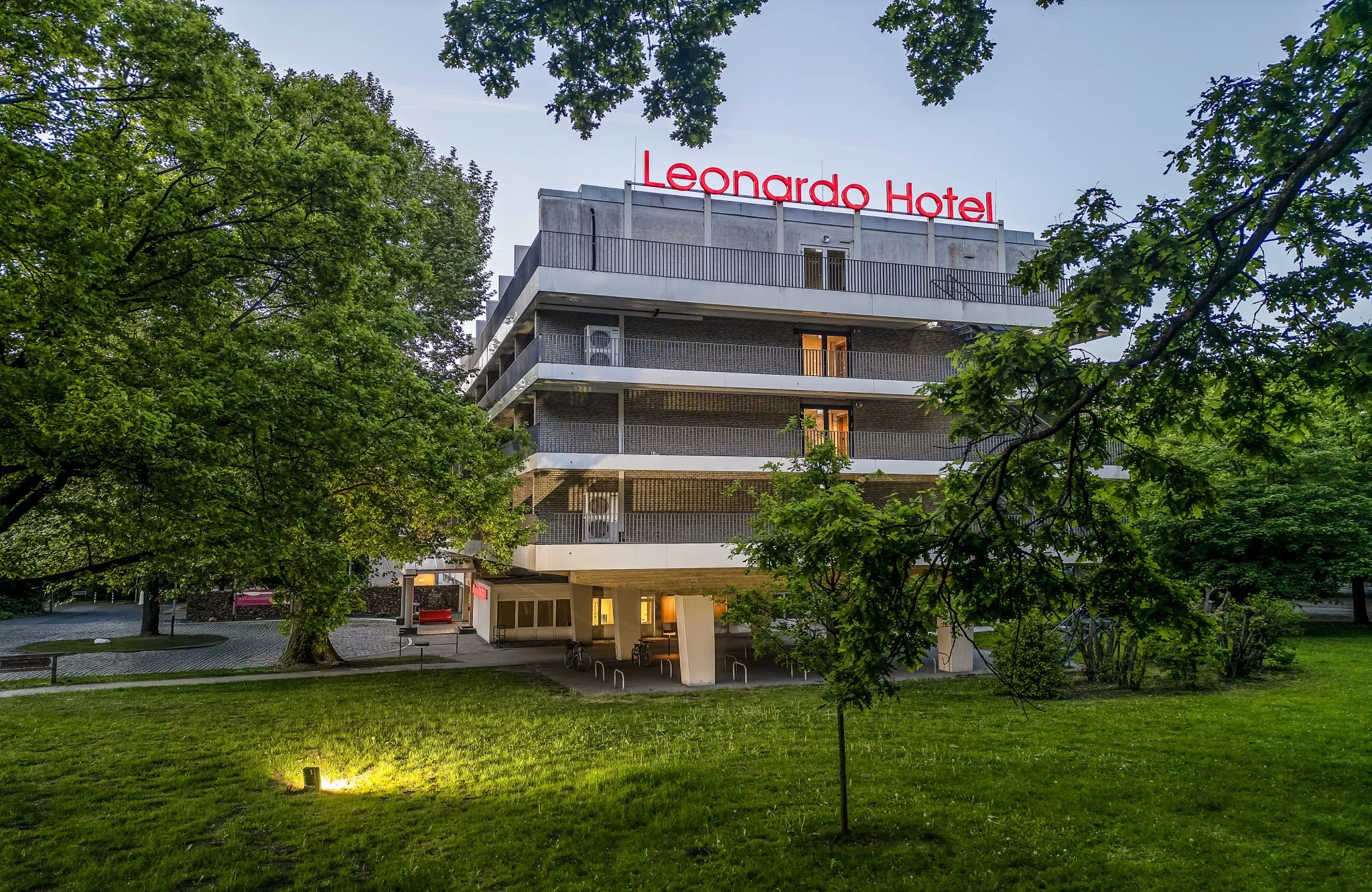 Leonardo Hotel Hannover - Exterior