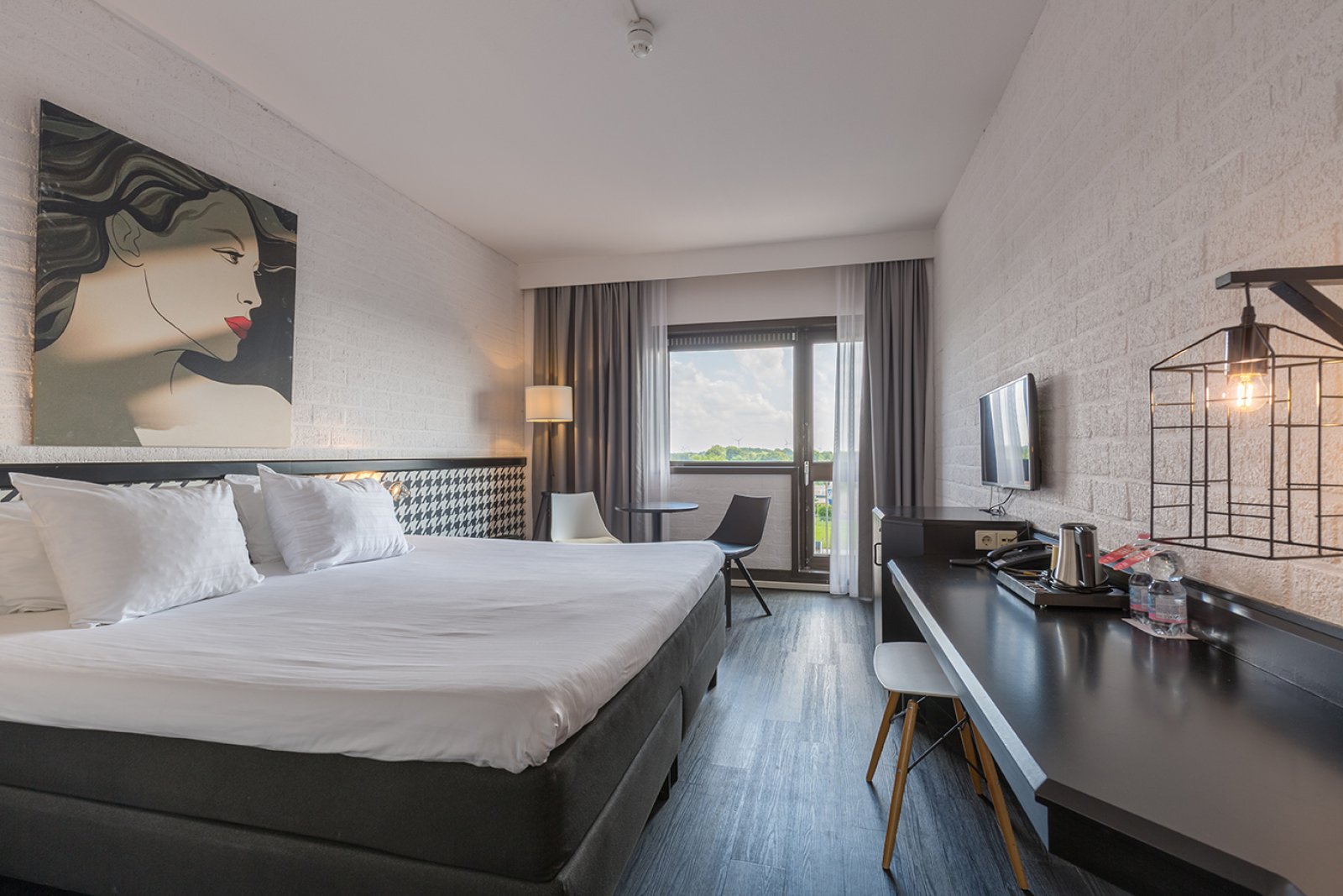 leonardo hotel lelystad city center amsterdam