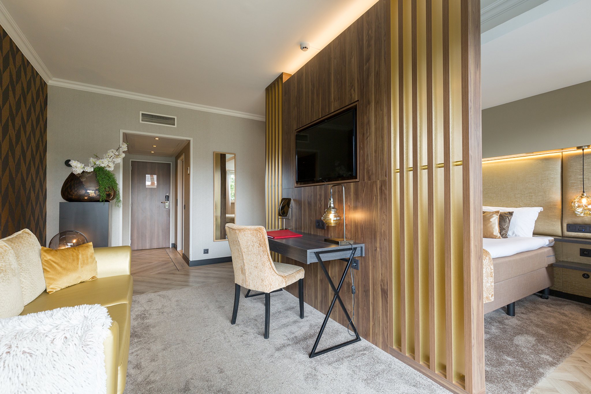 Leonardo Hotel Antwerp the Plaza Leonardo Hotels