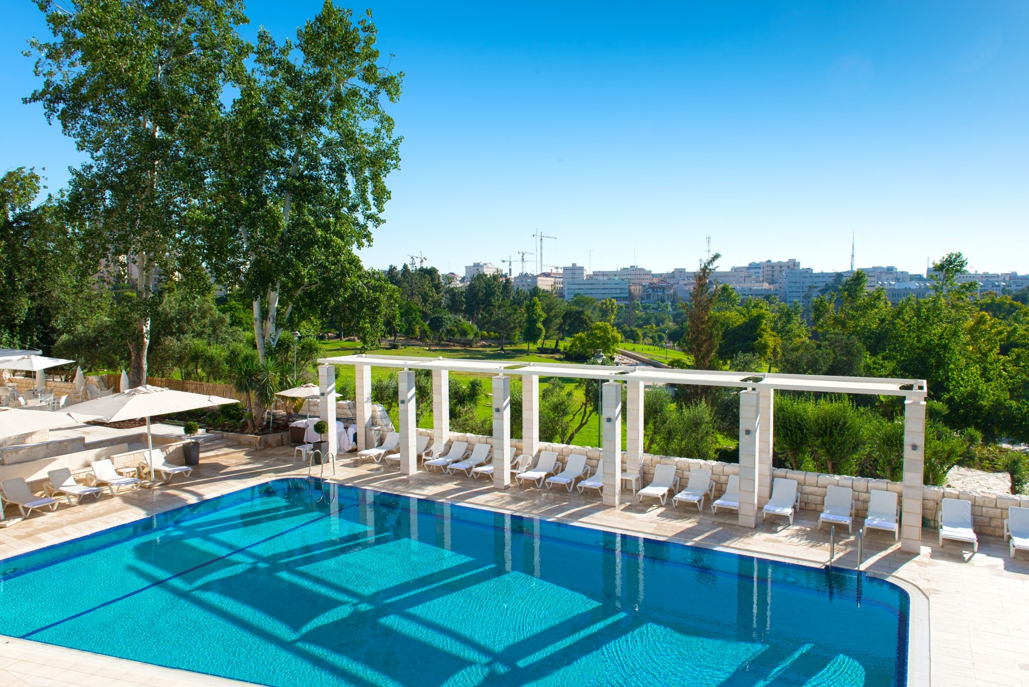 Leonardo Plaza Hotel Jerusalem - Outdoor pool