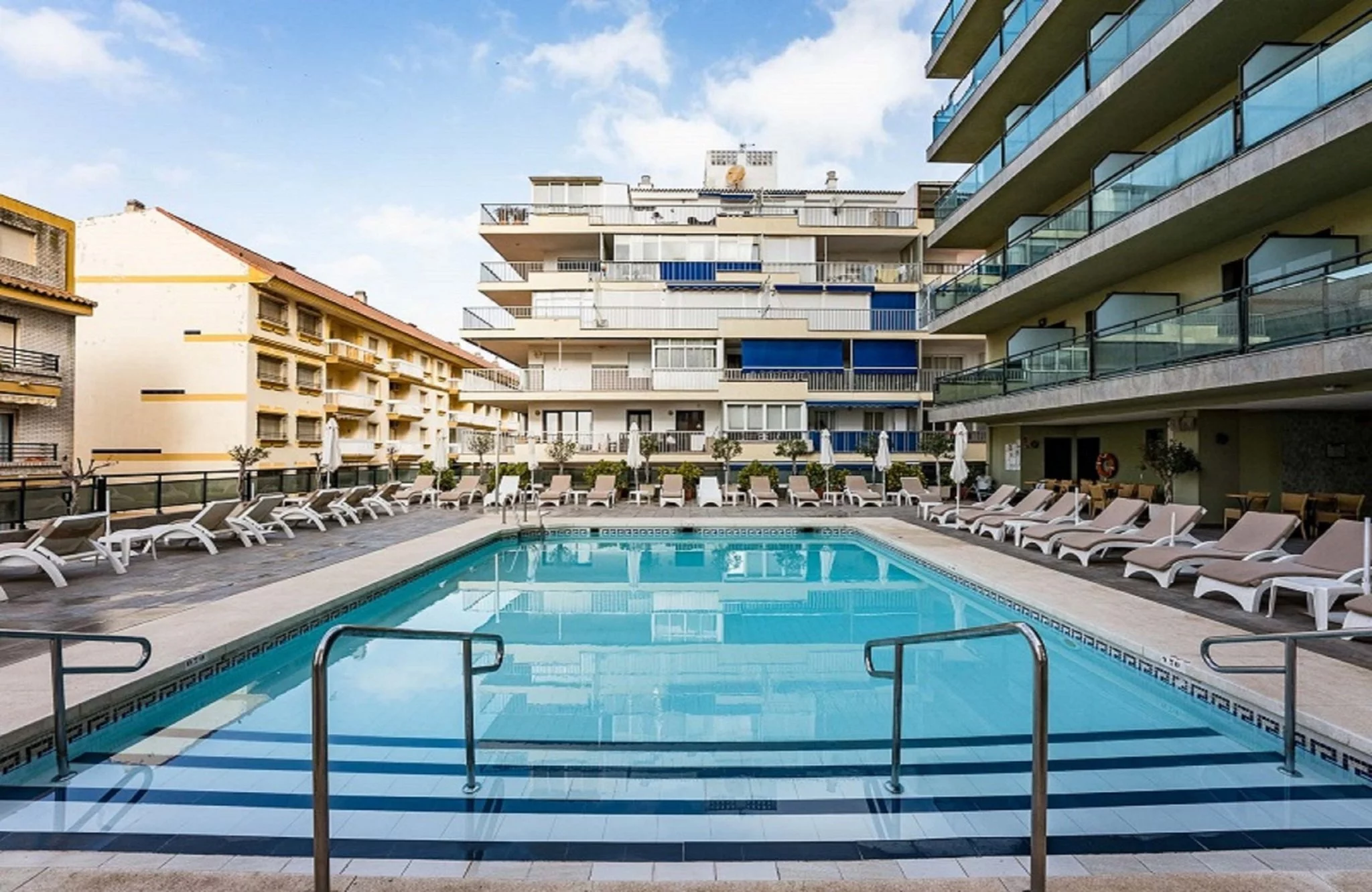 Leonardo Hotel Fuengirola Costa Del Sol - Outdoor Pool
