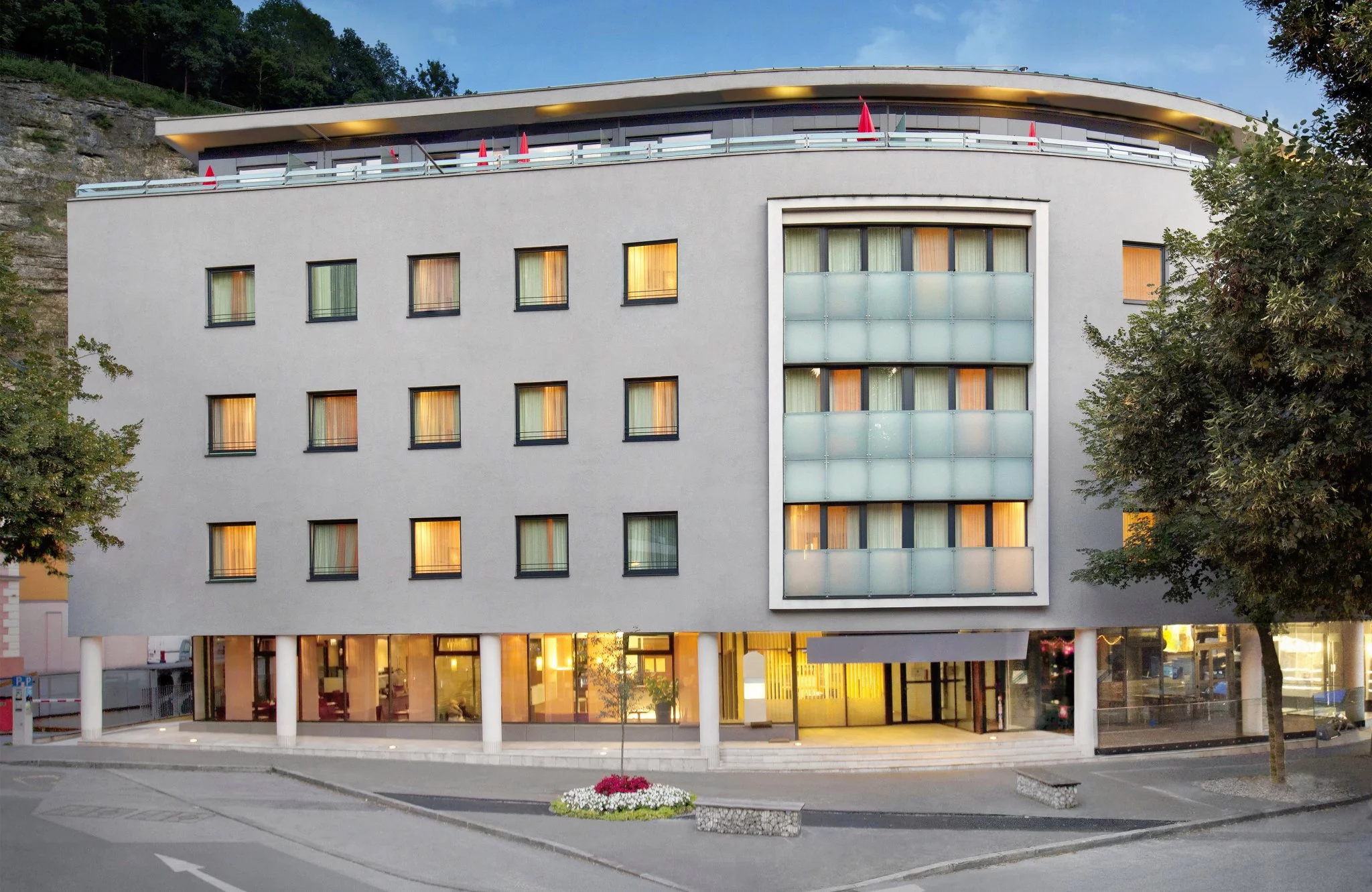 Star Inn Hotel Salzburg Zentrum - Buitenkant